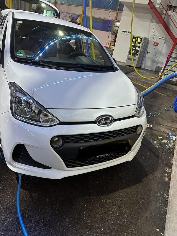 Weiß Gebraucht 2017 Hyundai i10 Kleinwagen | 5.000 € (Superpreis) - Bild 1/4