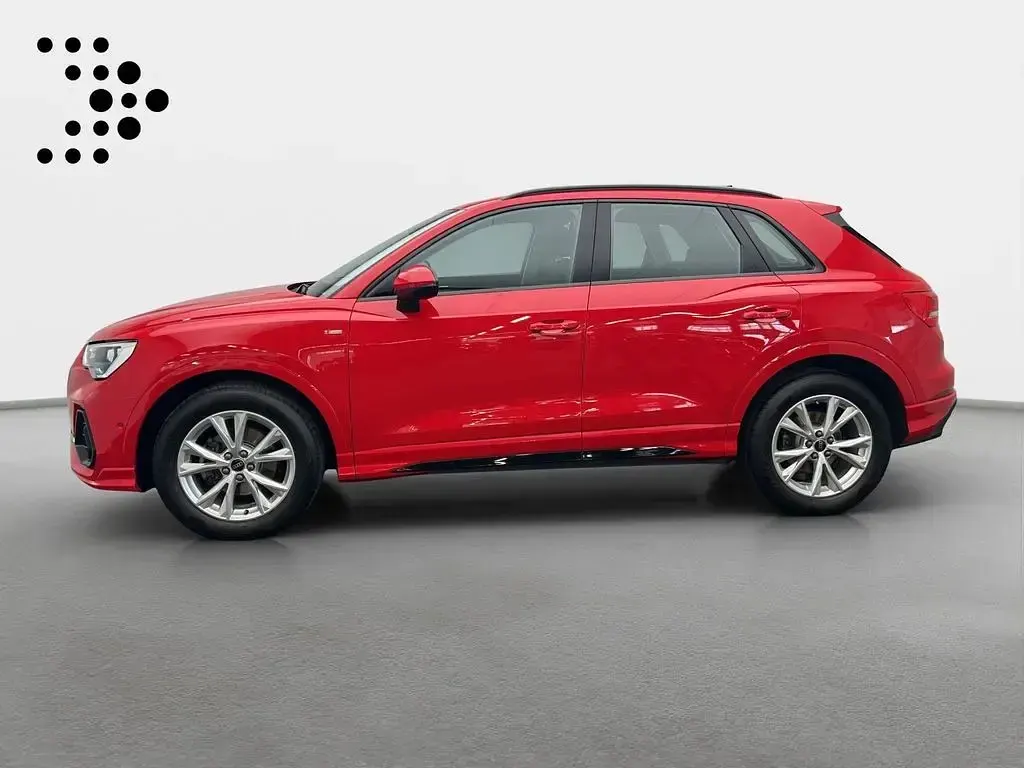 Gebraucht Audi Q3 S-Line 150 PS (110 kW) 2024 Progressivrot metallic SUV