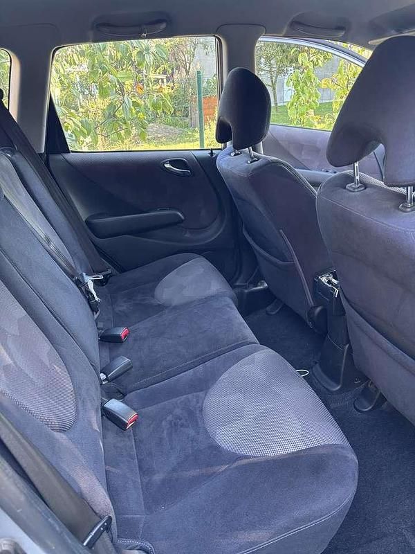 Grau Gebraucht 2005 Honda Jazz ES Kleinwagen | 5.300 € (Teuer) - Bild 1/4