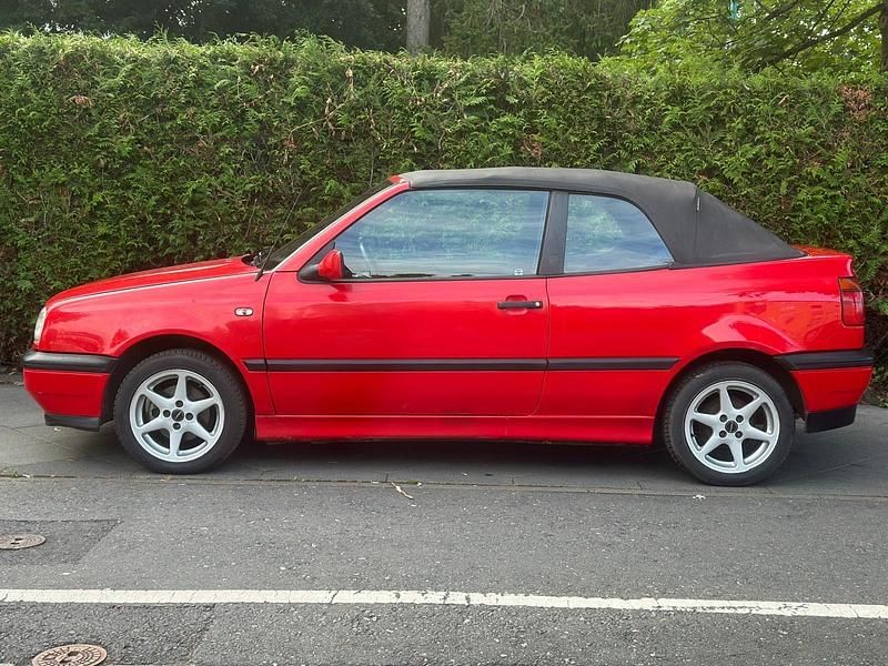 Rot Gebraucht 1995 VW Golf Cabriolet Cabrio | 3.900 € - Bild 1/4