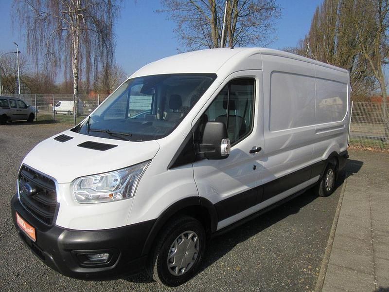 Gebraucht Ford Transit 131 PS (96 kW) 2022 Weiß Van / Kleinbus