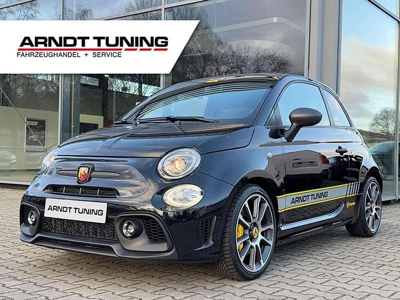 Gebraucht Abarth 695 179 PS (131 kW) 2024 Scorpione schwarz Kleinwagen