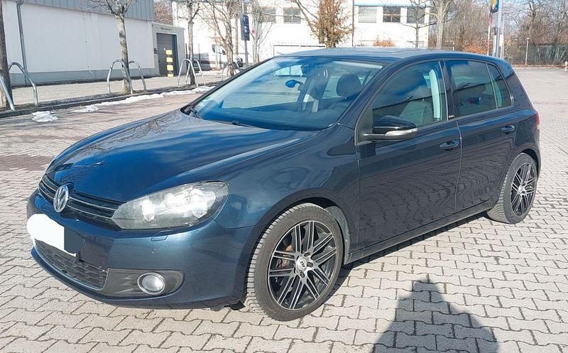 Gebraucht VW Golf VII Style 105 PS (77 kW) 2012 Blau Limousine