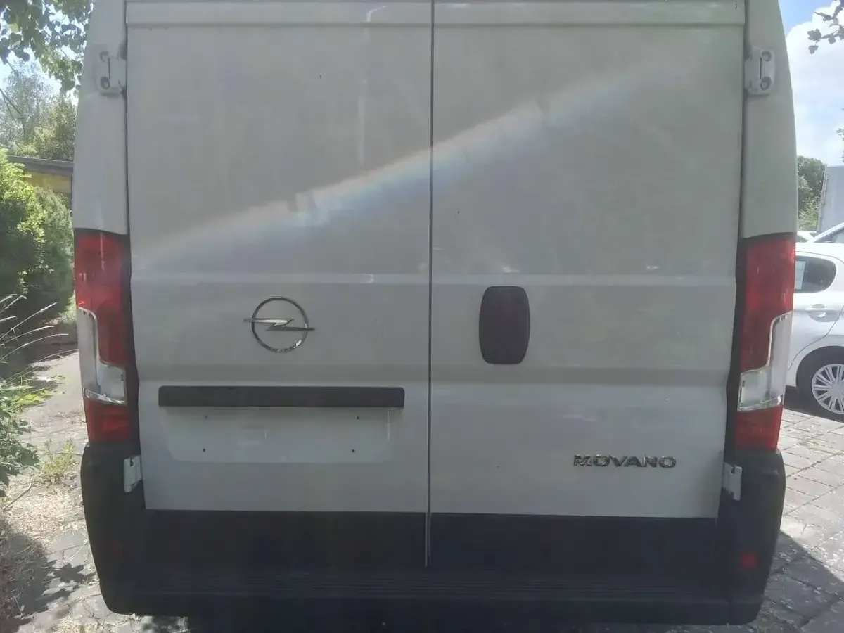 Gebraucht Opel Movano 140 PS (102 kW) 2026 Cassablanca weiß Van