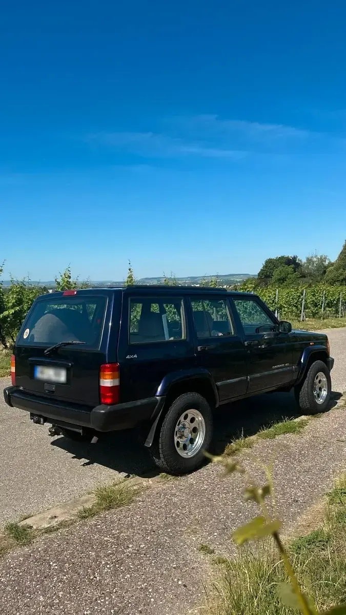 Gebraucht Jeep Cherokee Limited 116 PS (85 kW) 2000 Violet SUV