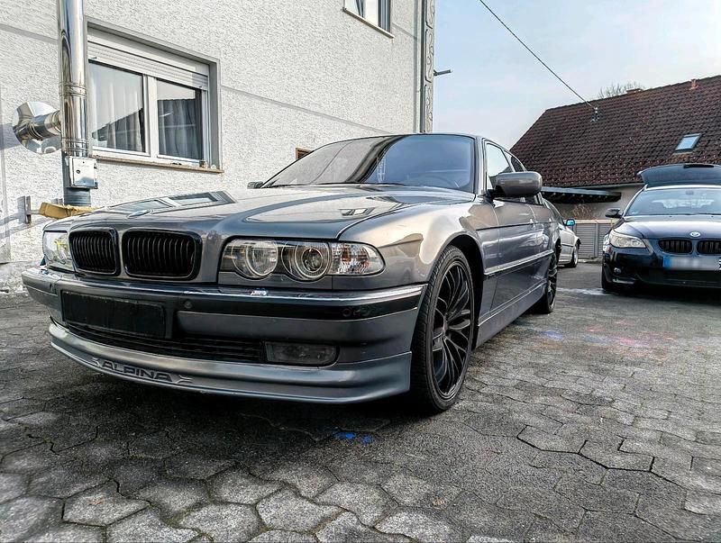 Gebraucht BMW 740 286 PS (210 kW) 2002 Grau Limousine