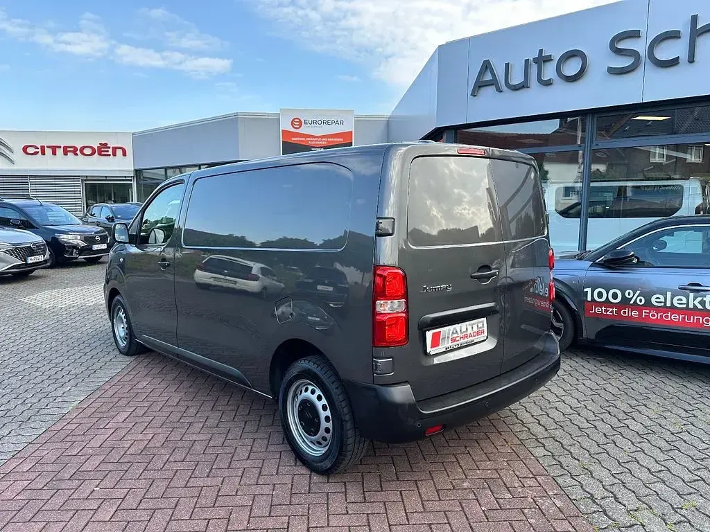 Gebraucht Citroën Jumpy 144 PS (105 kW) 2022 Grau Van / Kleinbus