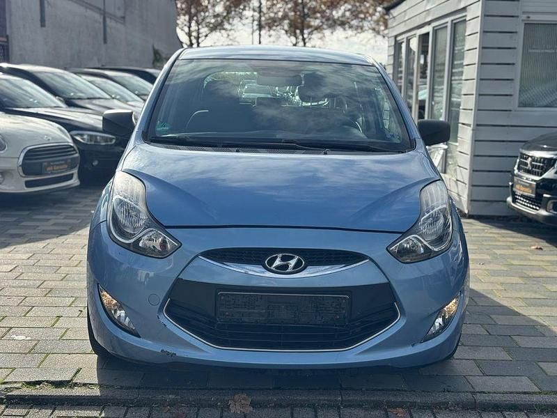 Gebraucht Hyundai ix20 Classic 90 PS (66 kW) 2011 Blau Kleinwagen