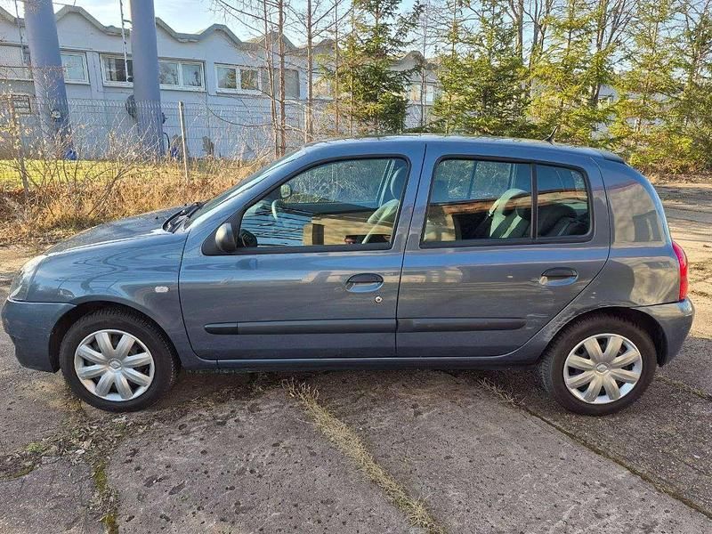 Gebraucht Renault Clio II Campus 58 PS (42 kW) 2008 Grey blue Kleinwagen