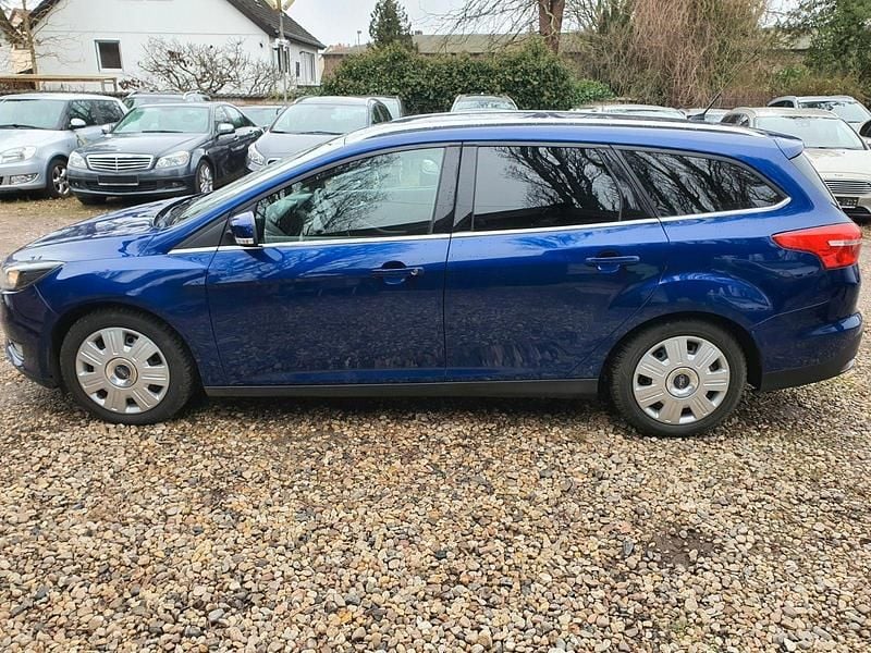 Brugt Ford Focus Titanium 101 HK (74 kW) 2016 Blå Stationcar