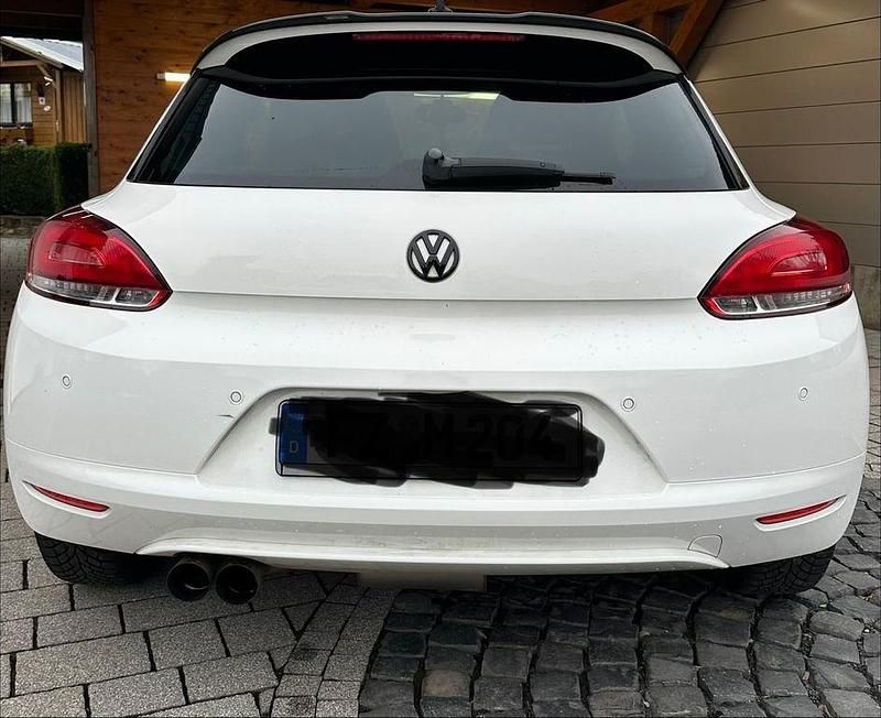 Gebraucht VW Scirocco 160 PS (117 kW) 2010 Weiß Coupé