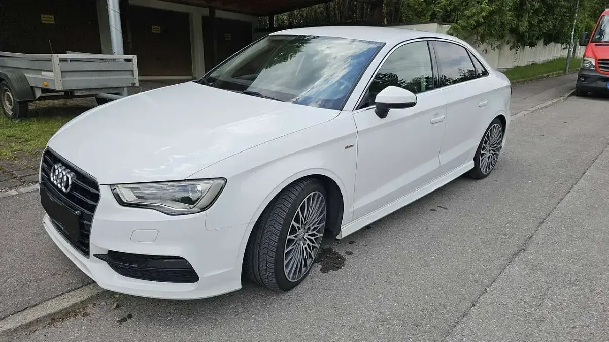 Gebraucht Audi A3 Ambiente 125 PS (91 kW) 2016 Weiß Limousine