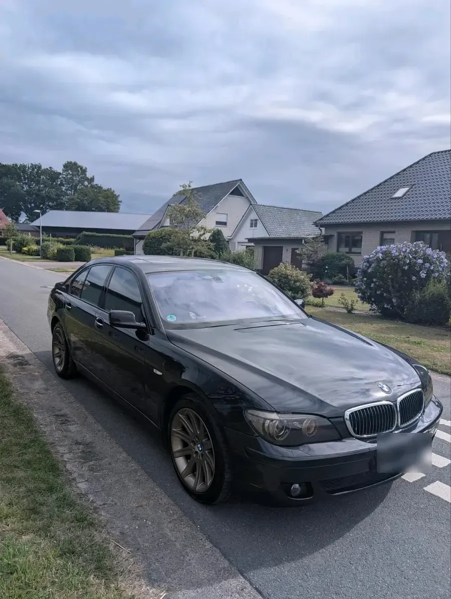 Gebraucht BMW 745 330 PS (242 kW) 2006 Schwarz Limousine