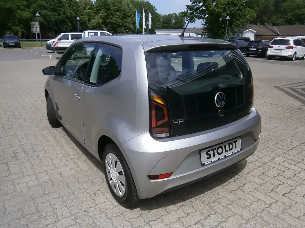 Gebraucht VW up! 65 PS (47 kW) 2021 Tungsten silver (metallic) Kleinwagen