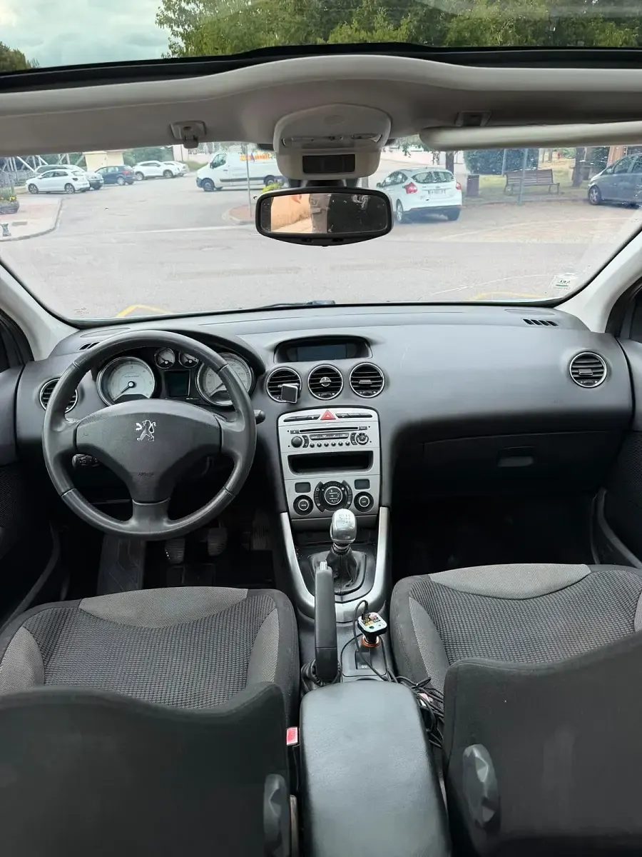 Gebraucht Peugeot 308 136 PS (100 kW) 2008 Limousine