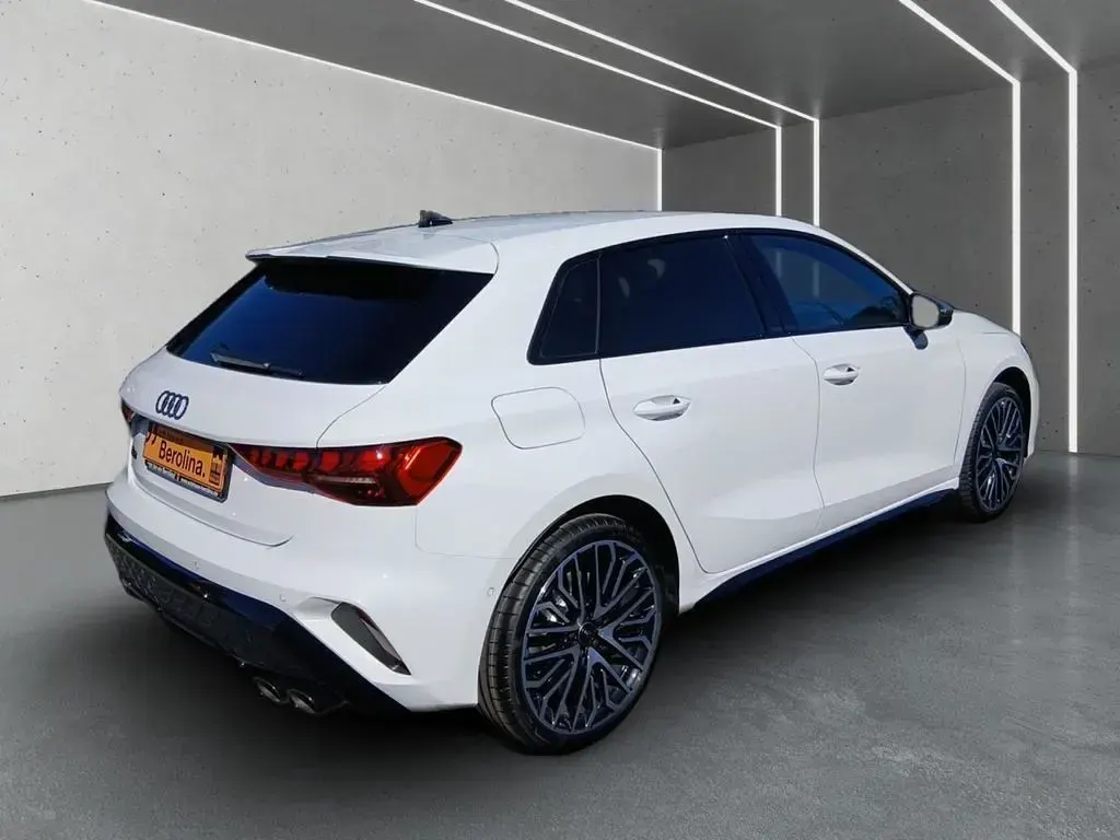 Neu Audi S3 Sport 333 PS (244 kW) 2026 Weiß Limousine