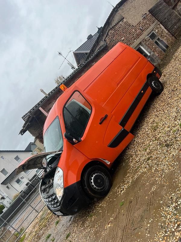 Orange Gebraucht 2011 Renault Master Van / Kleinbus | 7.950 € (Superpreis) - Bild 1/4