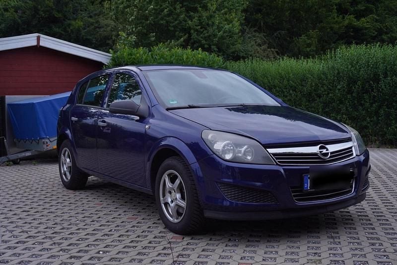 Gebraucht 2010 Opel Astra Kleinwagen | 2.200 € (Superpreis) - Bild 1/4