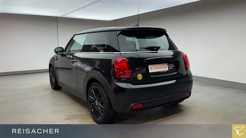 Usata Mini Cooper SE 135 kW (184 CV) 2023 Nero Utilitaria