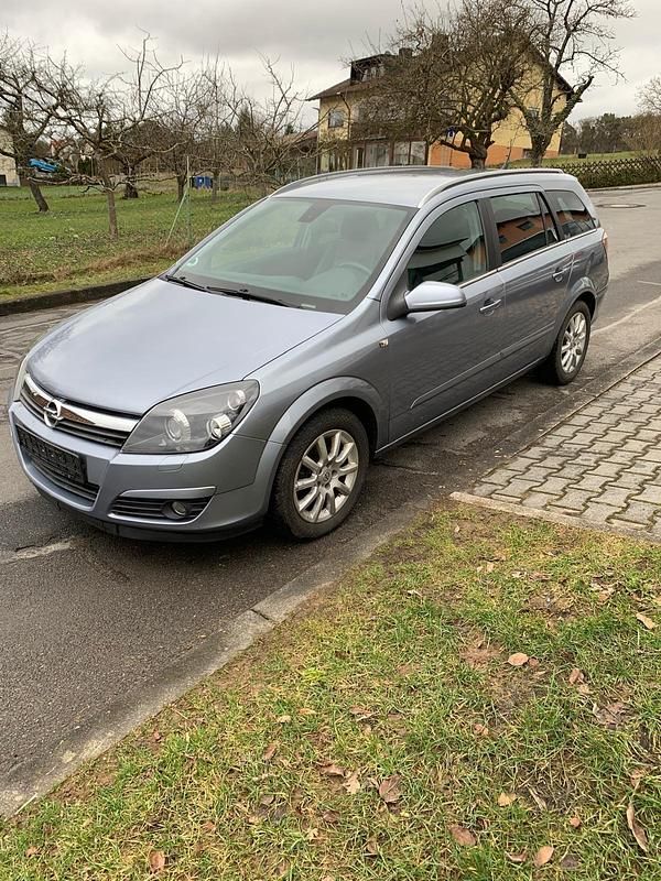 Gebraucht Opel Astra 125 PS (91 kW) 2005 Andere farben Kombi