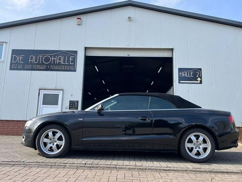 Gebraucht Audi A5 Cabriolet S-Line 160 PS (117 kW) 2011 Schwarz Cabrio
