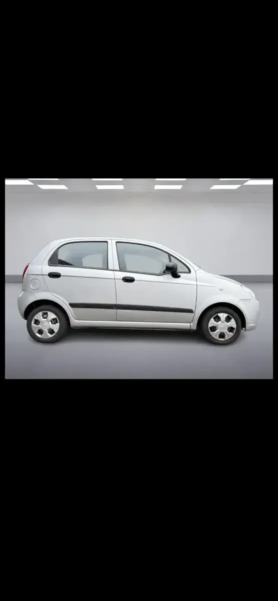 Gebraucht Chevrolet Matiz 70 PS (51 kW) 2009 Grau Kleinwagen