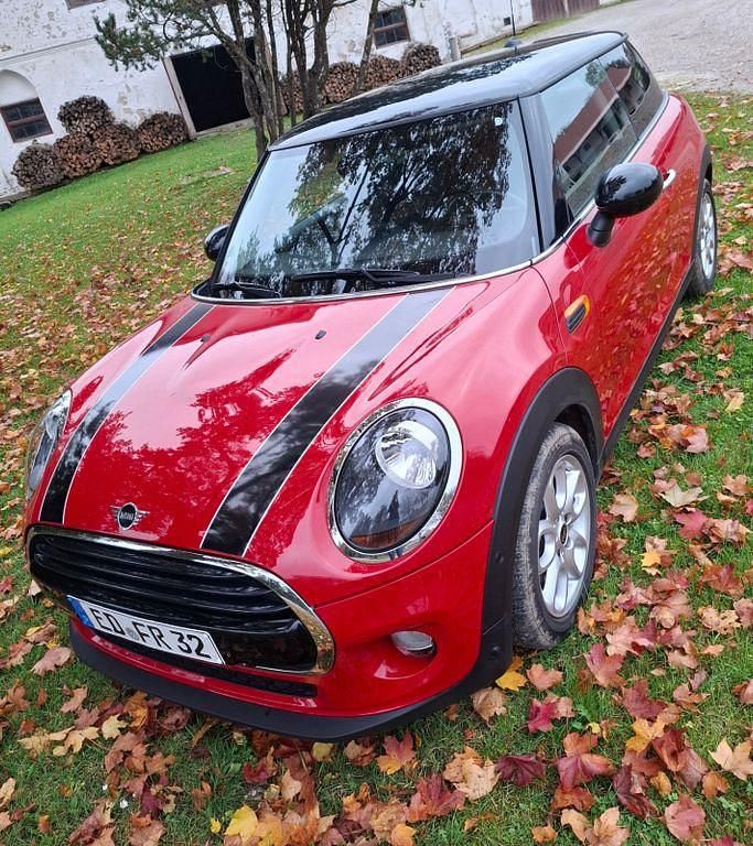 Rot Gebraucht 2019 Mini Cooper Kleinwagen | 16.500 € (Fairer Preis) - Bild 1/4