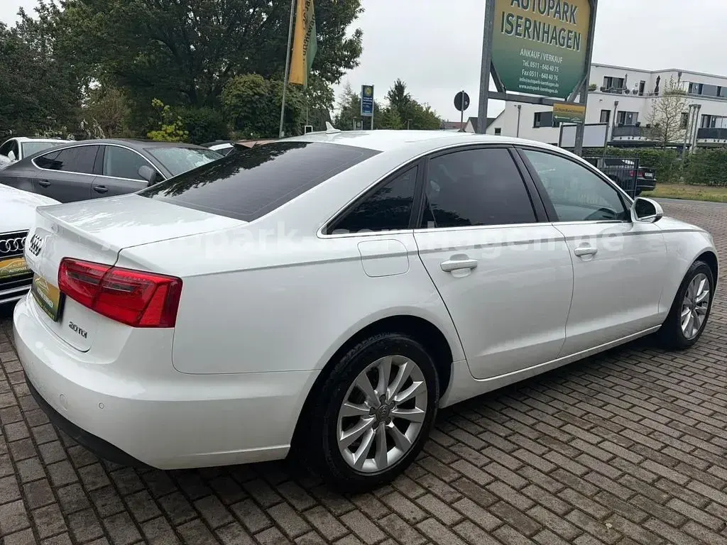 Używany Audi A6 177 KM (130 kW) 2014 Biały Sedan/Limuzyna
