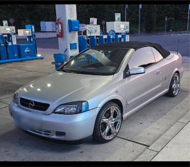 Silber Gebraucht 2002 Opel Astra Cabriolet Cabrio | 2.000 € (Etwas zu teuer) - Bild 1/4