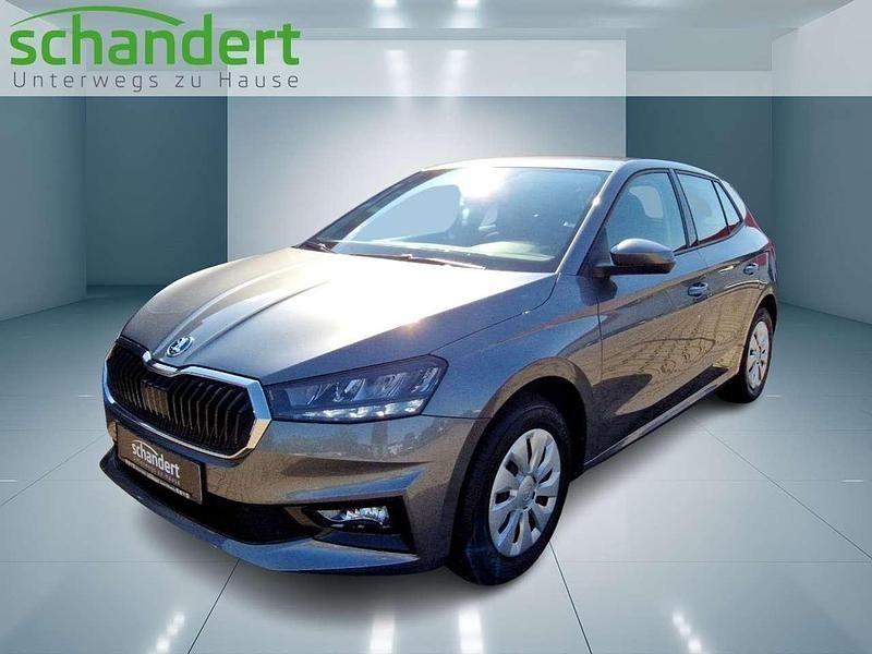 Gebraucht Skoda Fabia Selection 80 PS (58 kW) 2024 Graphitegrau metallic Kleinwagen