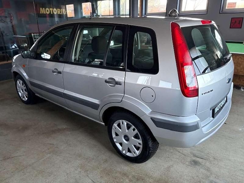 Gebraucht Ford Fusion Fun X 80 PS (58 kW) 2007 Polarsilber metallic Kleinwagen