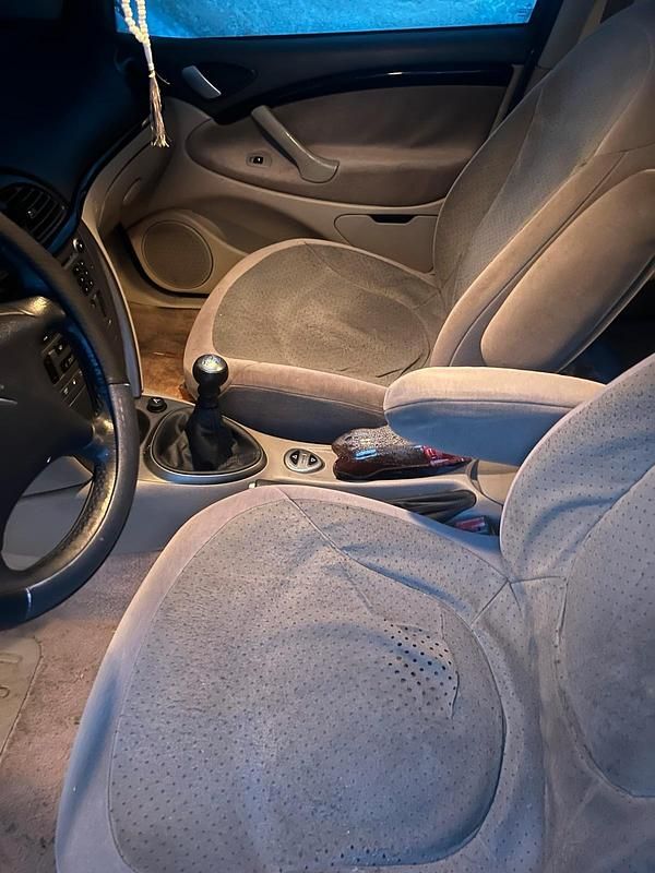 Gebraucht Citroën C5 75 PS (55 kW) 2006 Gold Limousine