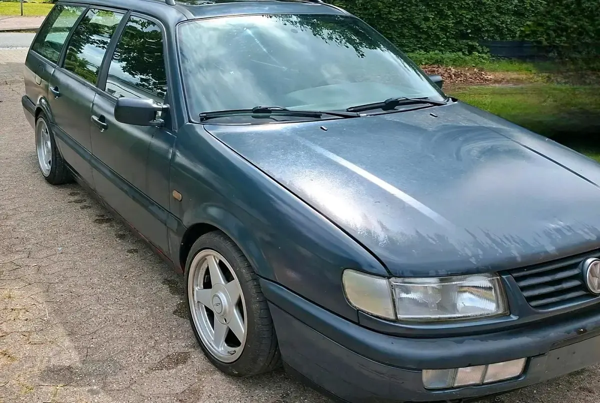 Gebraucht VW Passat 90 PS (66 kW) 1996 Grau Kombi