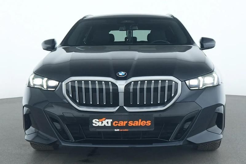 Gebraucht BMW 520 M Sport 140 PS (102 kW) 2025 Schwarz Kombi