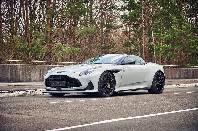 Gebraucht Aston Martin DB12 680 PS (500 kW) 2024 Grau Cabrio