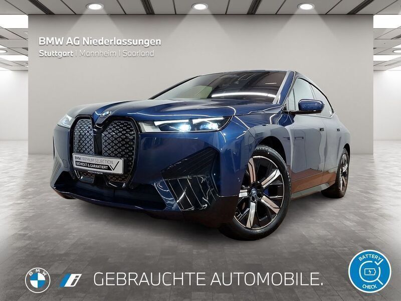 Blau Gebraucht 2022 BMW iX Sport Line SUV | 47.890 € (Fairer Preis) - Bild 1/4