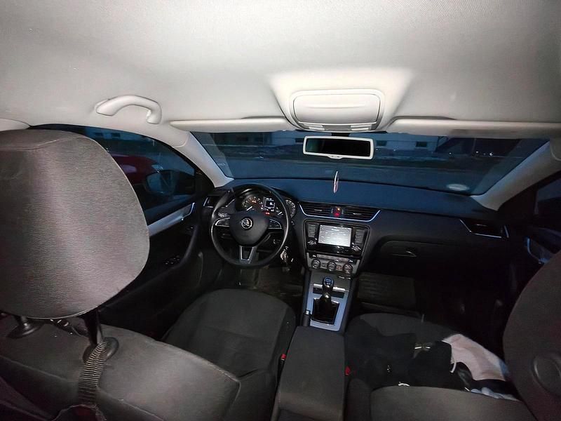 Gebraucht Skoda Octavia 150 PS (110 kW) 2016 Schwarz Kleinwagen