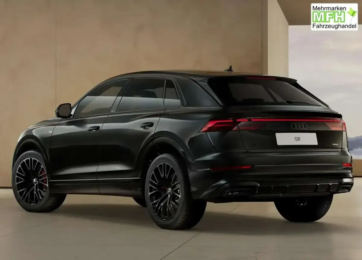 Neu Audi Q8 S-Line 286 PS (210 kW) 2026 Mythosschwarz metallic SUV