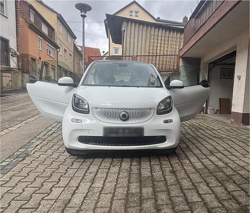 Gebraucht Smart ForTwo Coupé 71 PS (52 kW) 2015 Weiß Coupé