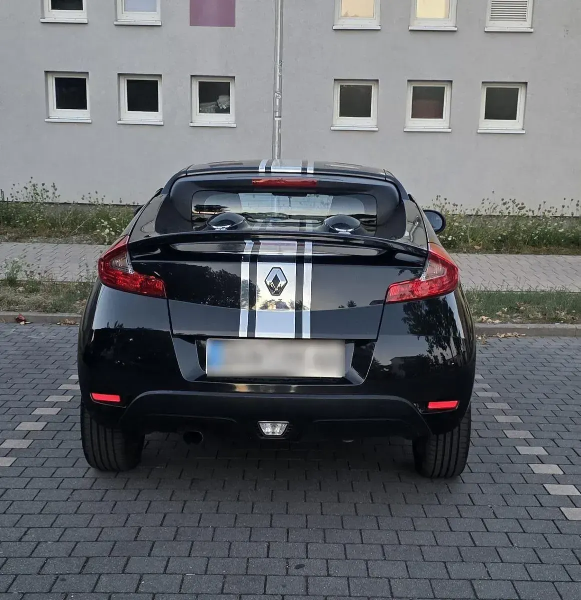 Gebraucht Renault Wind Night&Day 102 PS (75 kW) 2010 Schwarz Cabrio