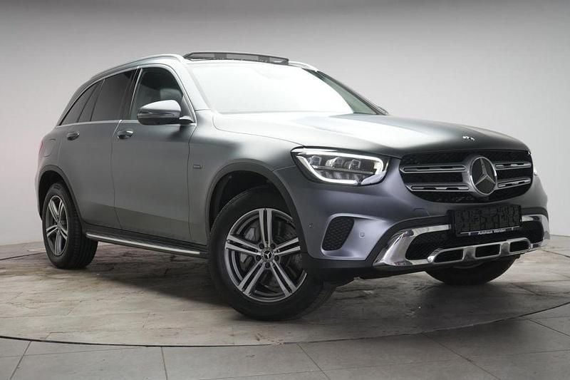 Gebraucht Mercedes GLC300e 211 PS (155 kW) 2020 Grau SUV