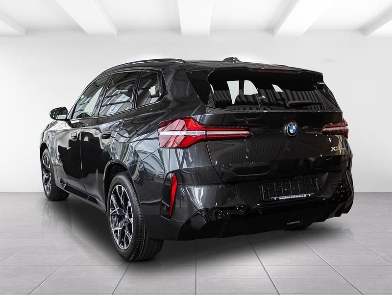 Neu BMW X3 M Sport 197 PS (144 kW) 2025 Sophistograu brillanteffekt metalli SUV