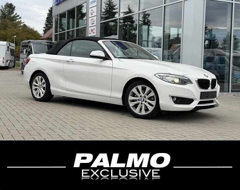Weiß Gebraucht 2015 BMW 220 Advantage Cabrio | 15.999 € (Superpreis) - Bild 1/4