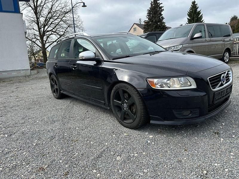 Gebraucht Volvo V50 R-Design 177 PS (130 kW) 2011 Schwarz Kombi