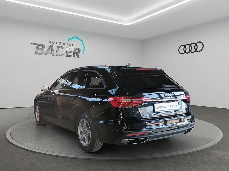 Second-hand Audi A4 150 CP (110 kW) 2022 Negru Break