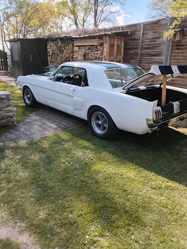 Second-hand Ford Mustang 306 CP (225 kW) 1966 Alb Coupe
