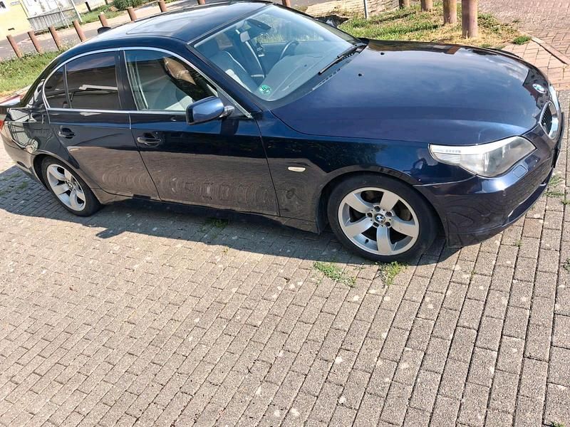 Gebraucht 2004 BMW 520 Limousine | 2.800 € - Bild 1/4