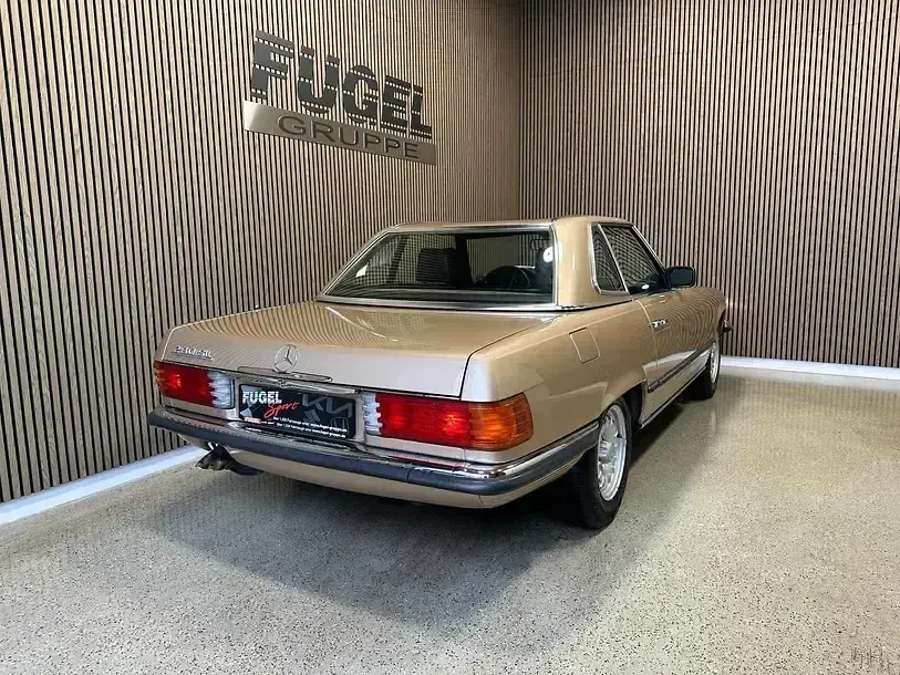 Gebraucht Mercedes SL280 185 PS (136 kW) 1984 Gold Cabrio