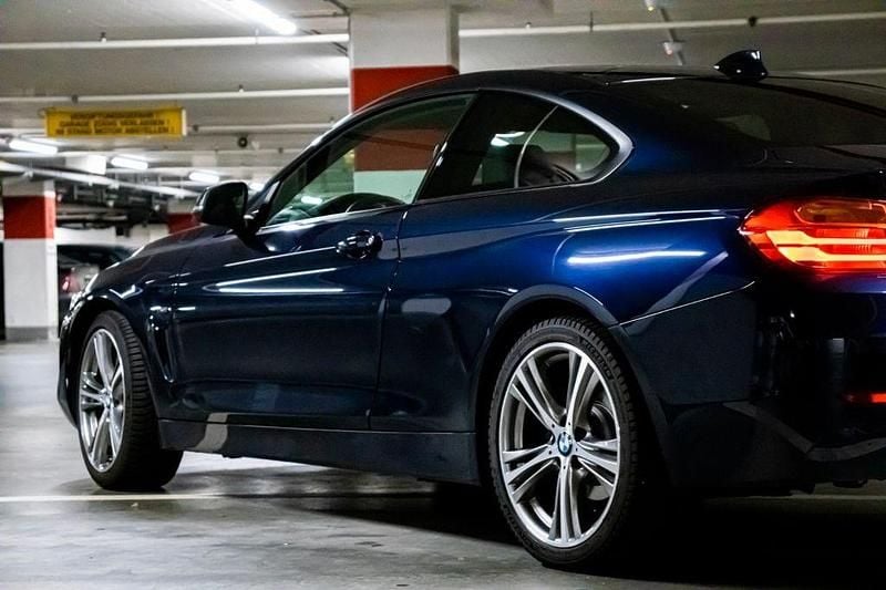 Gebraucht BMW 420 Sport Line 184 PS (135 kW) 2014 Blau Coupé