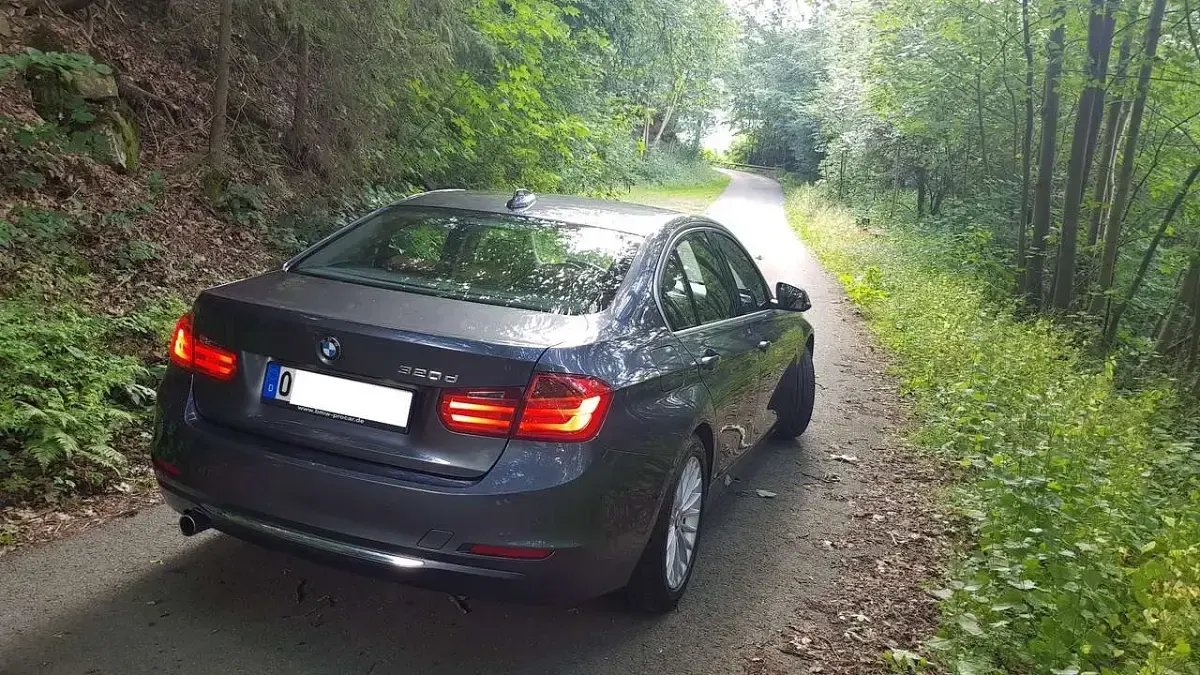Occasion BMW 320 Performance 184 ch (135 kW) 2013 Gris Berline